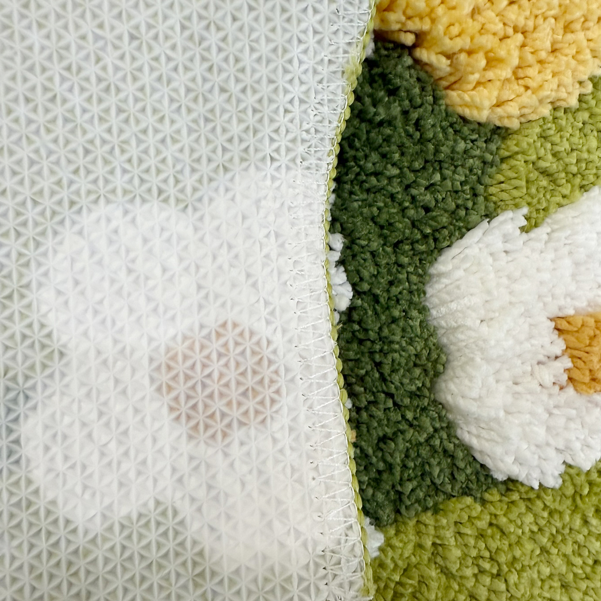 Green Meadow Daisy Tufted Rug, - Maranta Prayer Plant avis et prix